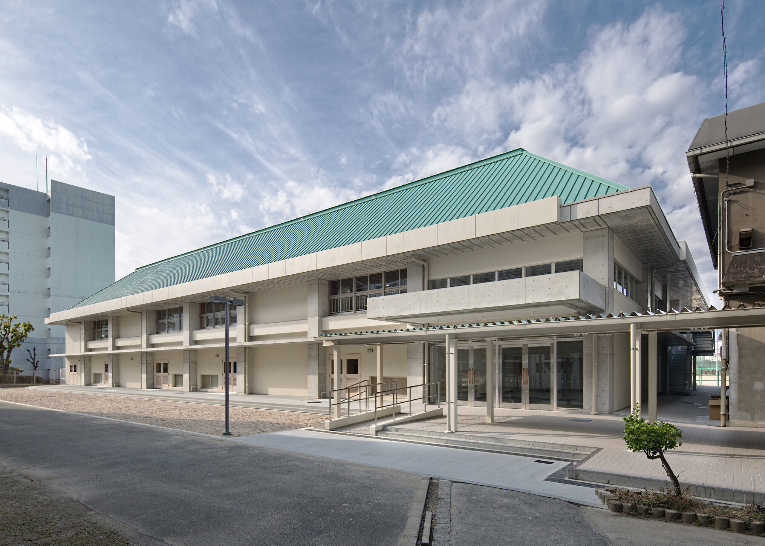 東淀工業高等学校体育館