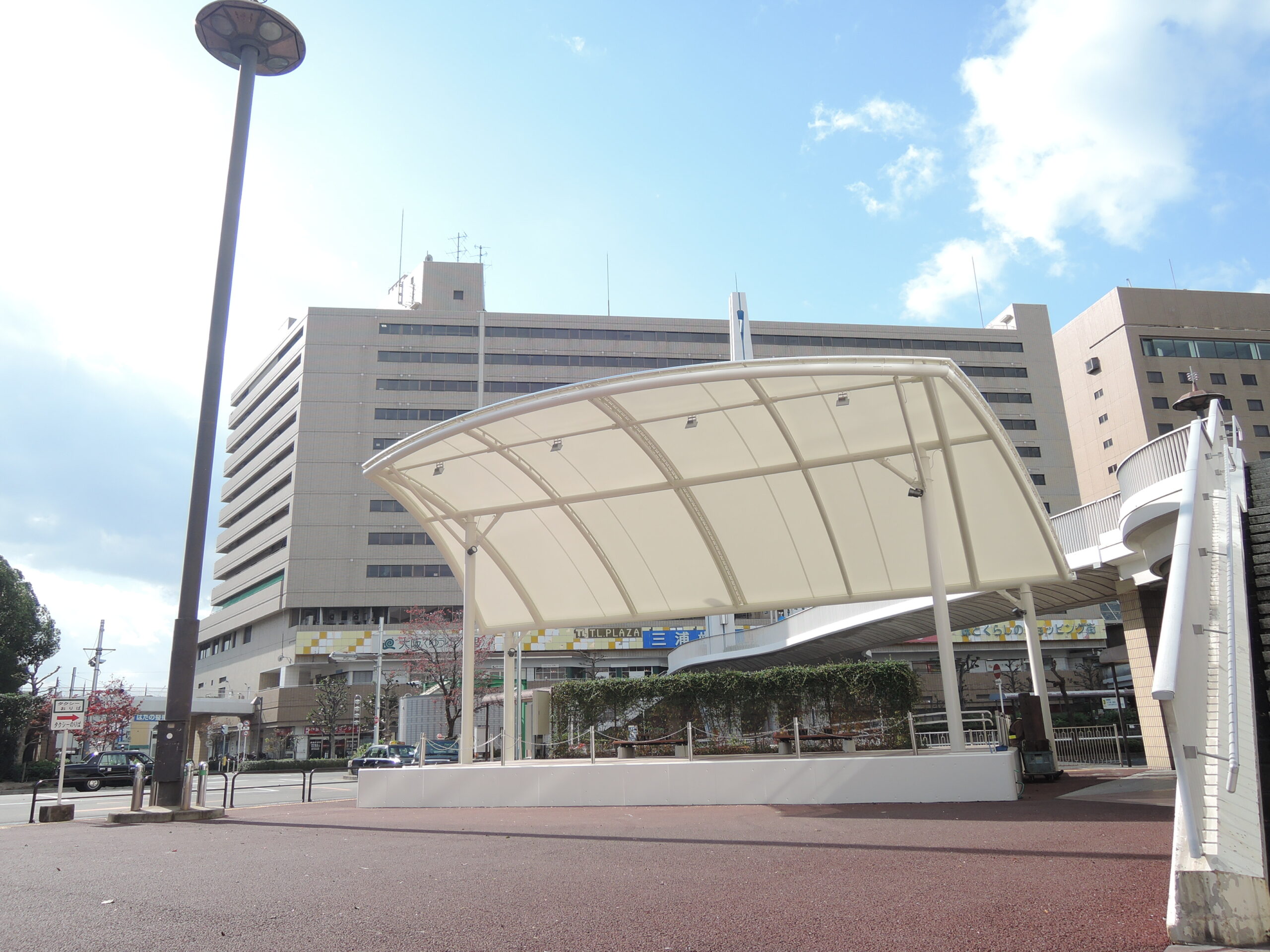 守口市駅前屋外ステージ