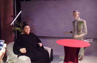 万博一人旅