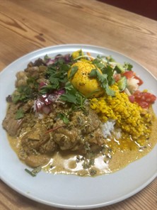 スパイスカレーをつくる